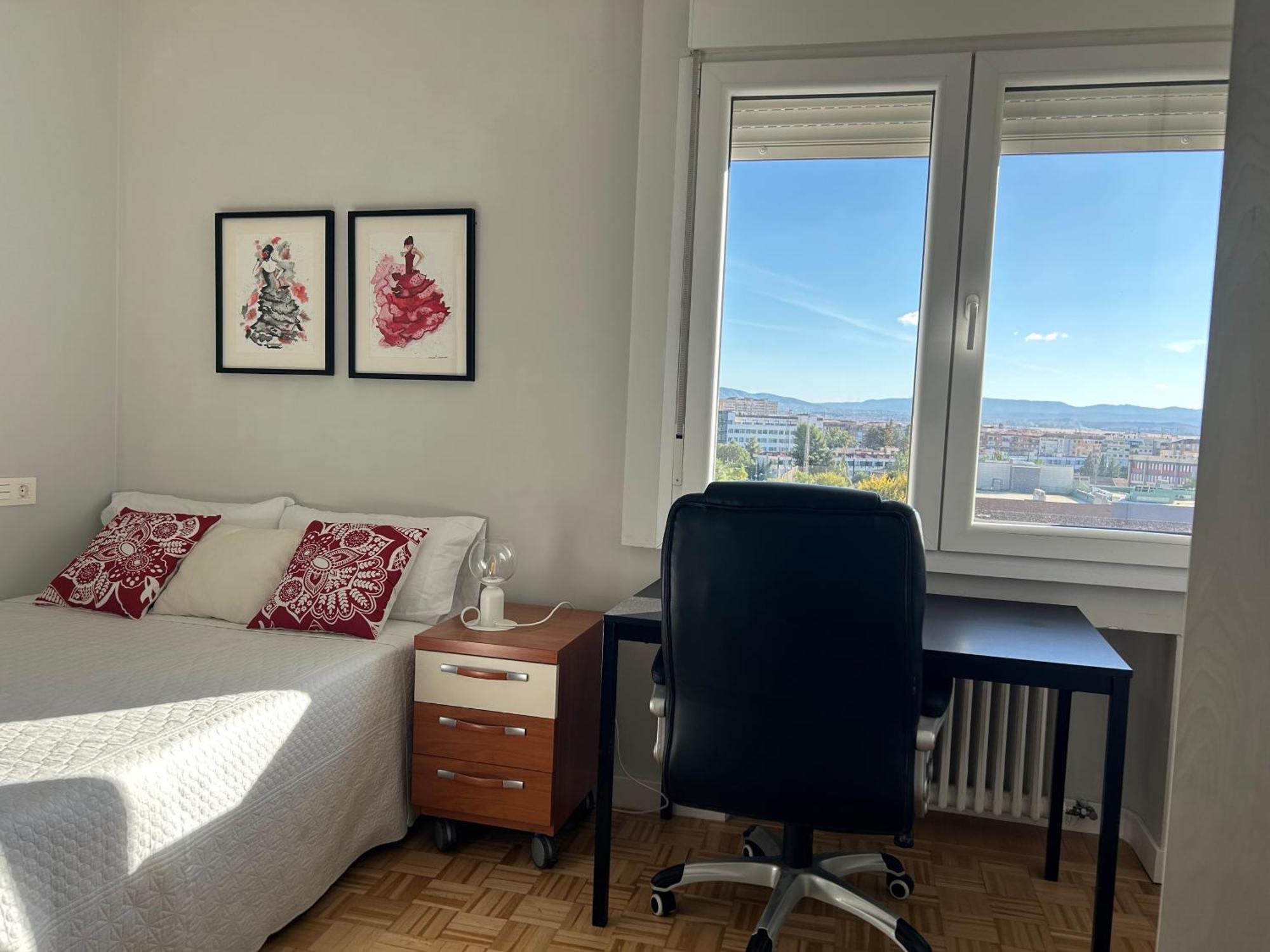 Homestay Doble Con Bano Privado En El Centro De